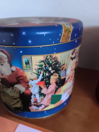 2 Latas Vintage Decorativas