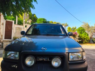 Opel Frontera 2001