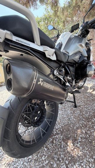 BMW R1200GS triple Black 37.000km AKRAPOVIČ