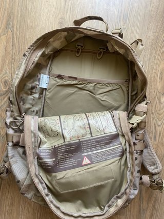 Mochila Táctica Militar Altus Camuflaje Árido