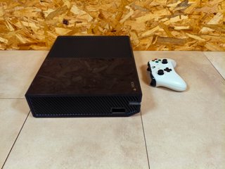 Microsoft Xbox One Nera - 360GB