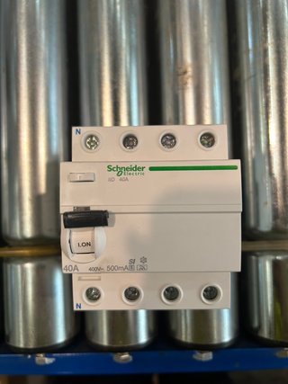 Diferencial Schneider iID 4P 40A 500mA