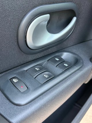 ❗️Renault Clio 1.5 dCi 90 12 MESES DE GARANTIA❗️