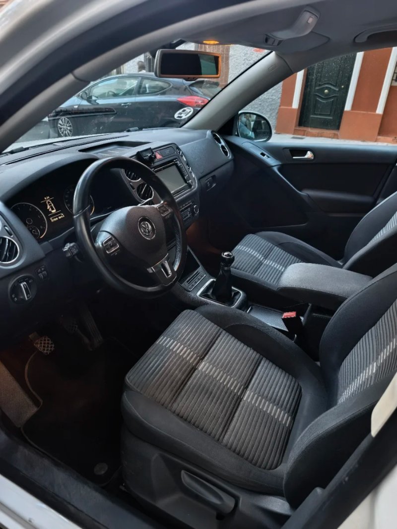 Volkswagen Tiguan 2.0 TDI Sport 2011, foto 7