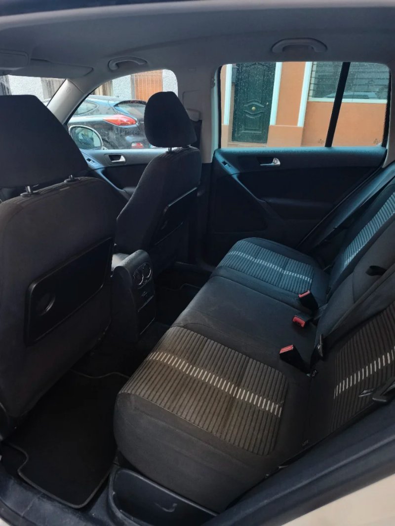 Volkswagen Tiguan 2.0 TDI Sport 2011, foto 8