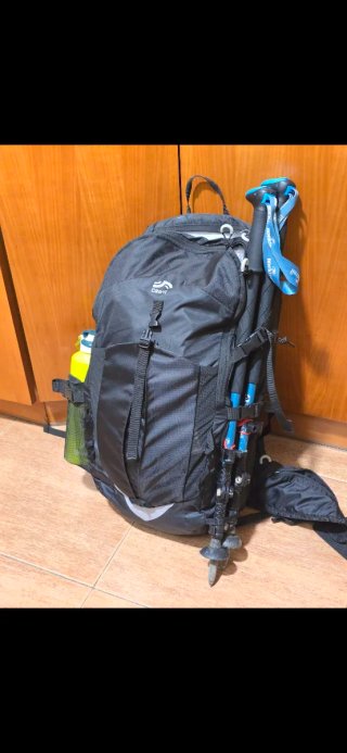 Mochila CRIVIT Negra y Azul Grande