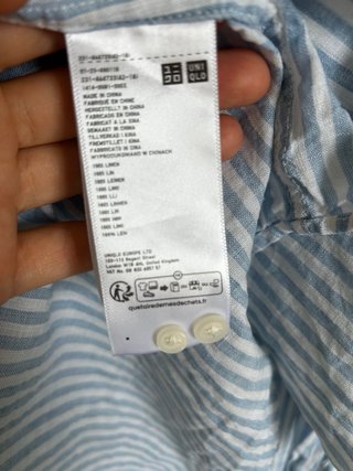 Blusa de lino a rayas Uniqlo
