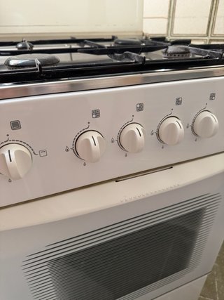 Cocina gas Balay + regalo
