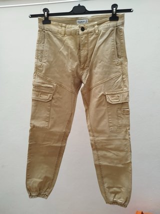 Pantalón Cargo Beige Pull&Bear