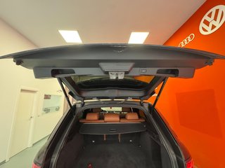 Land Rover Range Rover Sport 3.0 HSE DYNAMIC