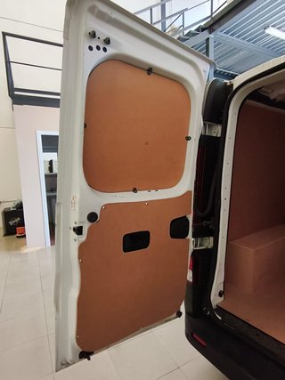 Renault Trafic 2023 L2H1 130cv