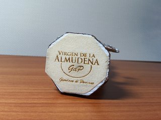 Figura Virgen de la Almudena - 15 cm