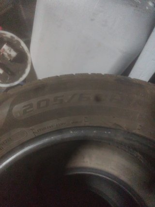 Neumático 205/60 R16  suelto