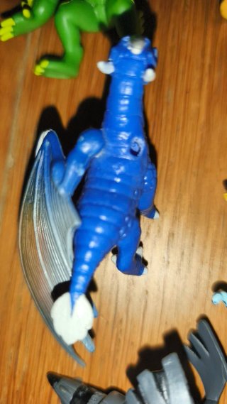 Lote Figuras Gormiti + Pokémon Zekrom