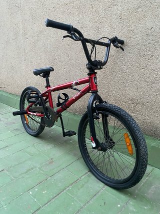 BICICLETA BMX RED MARCA BTWIN