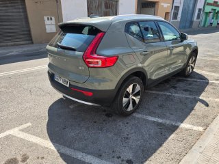 Volvo XC40 2025