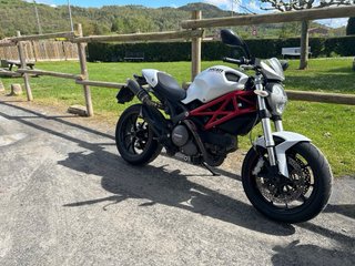 Ducati Monster 796 Naked