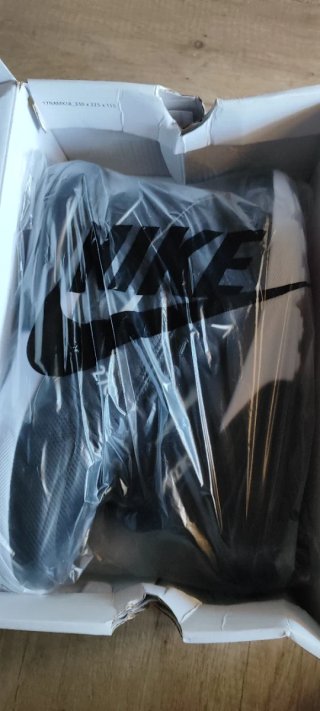 Nike Air Max 270 Negras