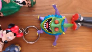 Lote 10 Figuras PVC Vintage Disney, Digimon, Sno
