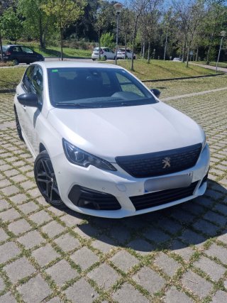Peugeot 308 2019 mandar whasp o llamar