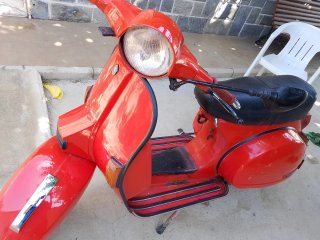 Vespa PX 200 Roja