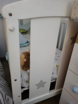 Cuna de madera blanca 55€