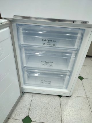 Nevera samsung clase A+ 185x60cm con garantía
