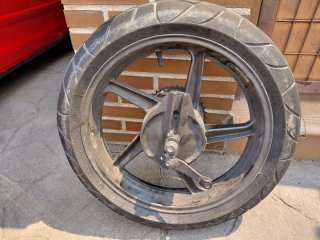 Rueda HONDA CBF