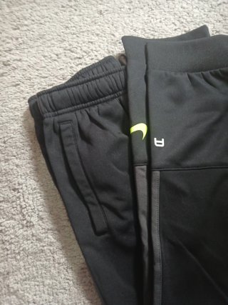 Pantalón chándal Nike Negro Talla M 158-170 cm
