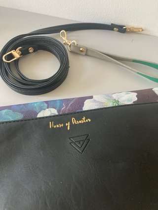 Bolso sobre clutch floral