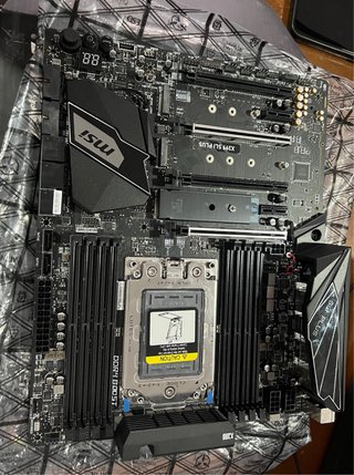Scheda madre MSI