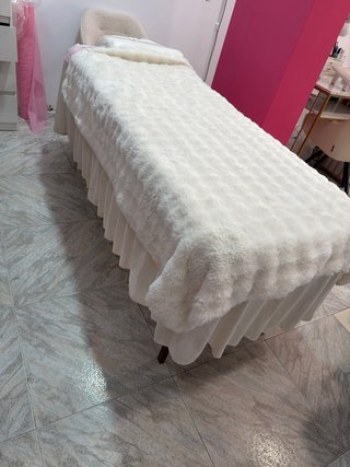 Cama de estética masaje y pestañas