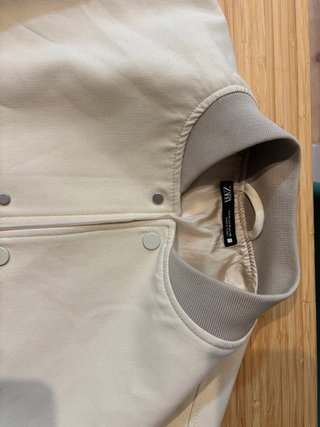 Chaqueta Bomber Zara Beige Personalizada