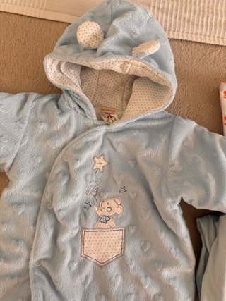 Buzo y pijamas bebé niño