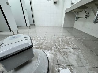 Decapado,limpieza de todo tipo de suelos!!