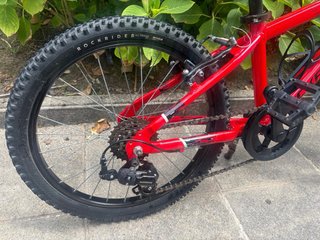 Bicicleta Infantil ST900 20 Pulgadas Roja