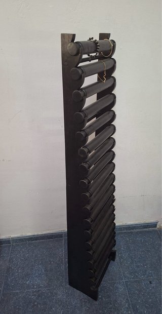 Expositor de pulseras de madera