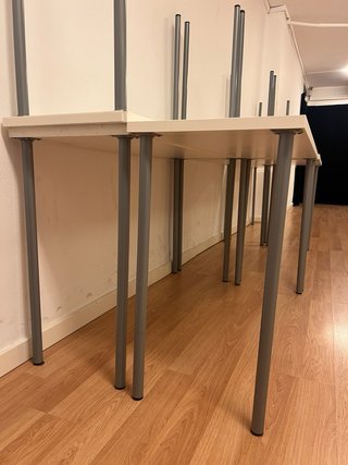 8 Mesas ofi / Escritorio 120x40 – Muy buen estado