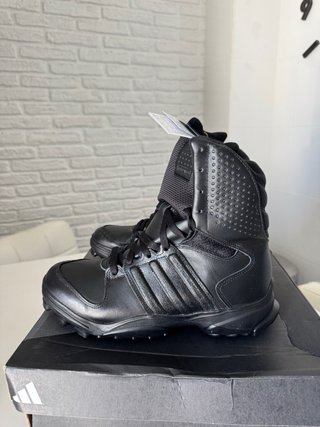 41 1/3 Botas Adidas GSG 9.2 policia seguridad