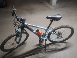 Bicicleta infantil azul