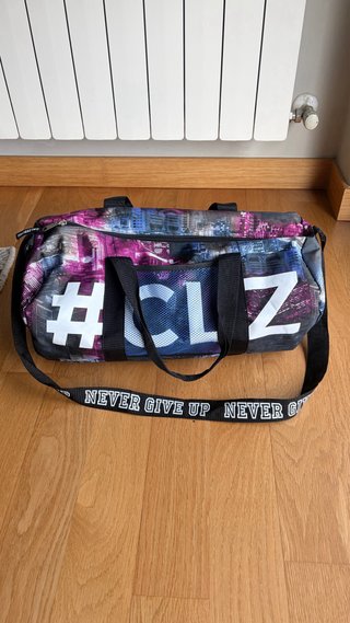 Pack Bolso deportivo y neceser “Calzedonia”