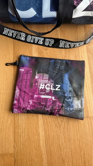 Pack Bolso deportivo y neceser “Calzedonia”