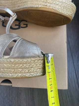 Sandalias Gaimo Cuña Doradas 39