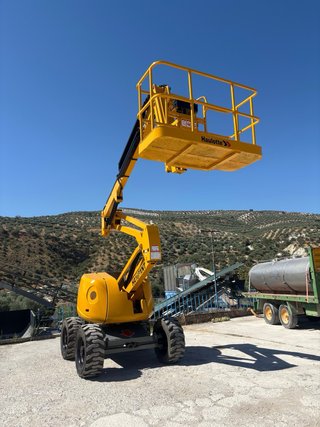 Plataforma Elevadora Haulotte HA16PXNT