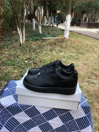 Nike Air Force 1 Negras Talla 44