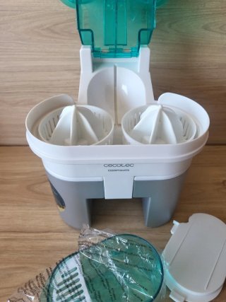 Cecotec EssentialVita Twice White Exprimidor