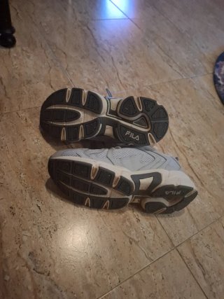 Zapatillas Fila Blancas Casi Nuevas
