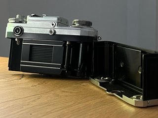 Contax IIa + Carl Zeiss Sonnar 50mm f/1.5