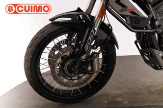 QJ MOTOR SRT 600 SX