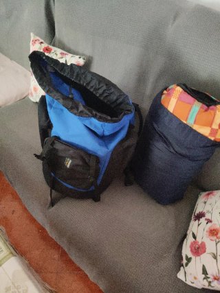 Mochila de camping con saco
